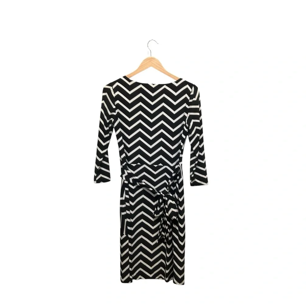 Lauren Ralph Lauren Chevron Patterned Black and White Stretchy Dress Size 4 - Picture 5 of 6